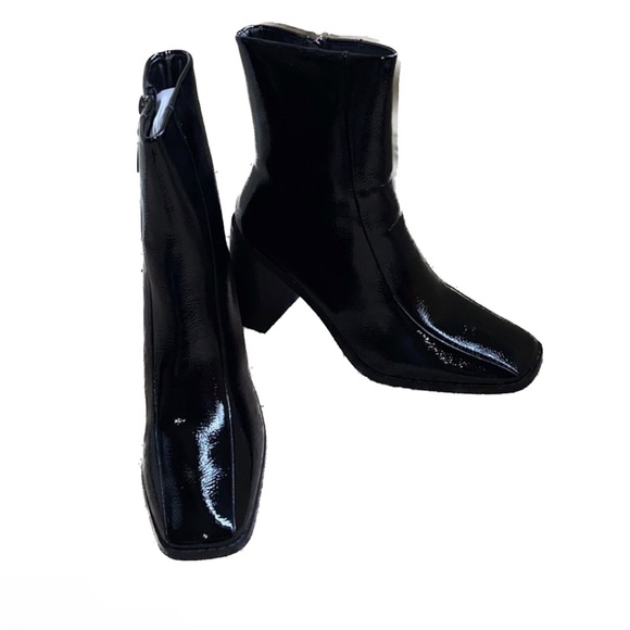 Nasty Gal Patent Leather Ankle Booties - EUC - Picture 3 of 5